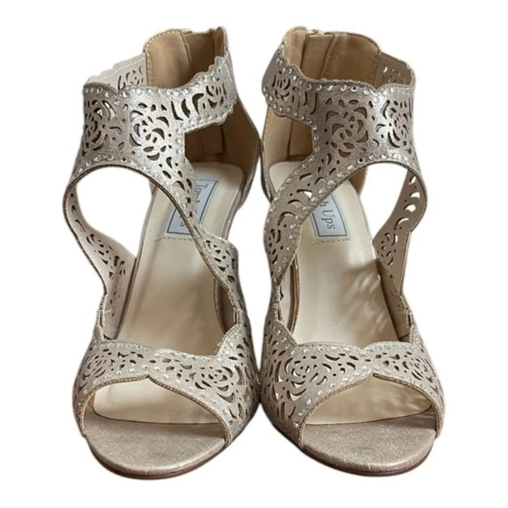 Touch Ups Margot Gold Beige Perforated Heeled Sandals Women’s Size 8.5